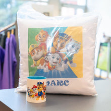 Lade das Bild in den Galerie-Viewer, Kissen Quadrat