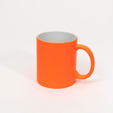 Lade das Bild in den Galerie-Viewer, Tasse Neon